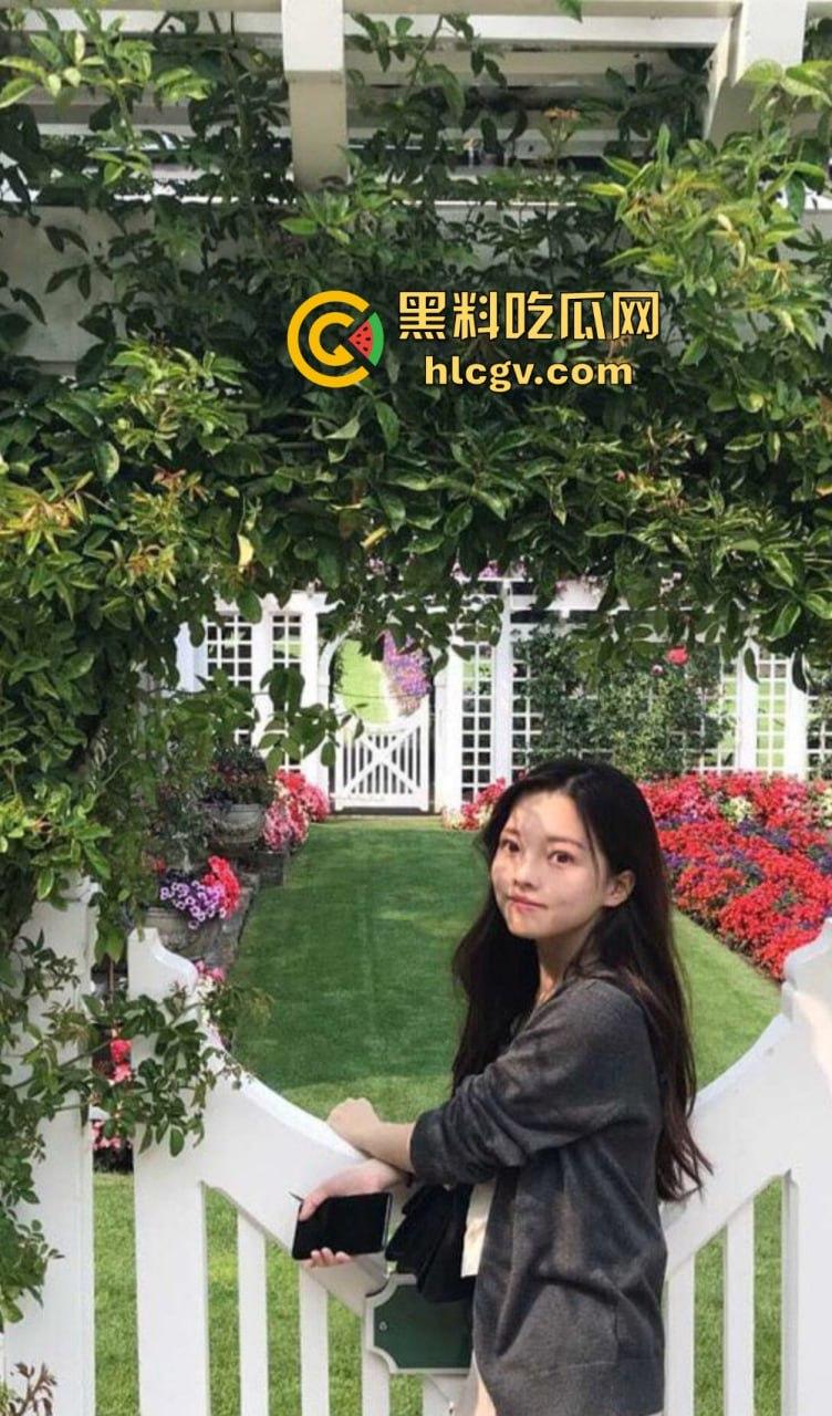 英国留学生【李苗天】不雅性爱自拍流出!和帅哥男友疯狂肉搏,尺度大到让人顶不住!-5