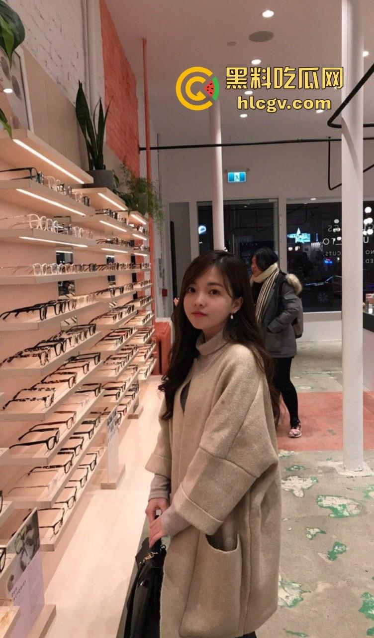 英国留学生【李苗天】不雅性爱自拍流出!和帅哥男友疯狂肉搏,尺度大到让人顶不住!-18