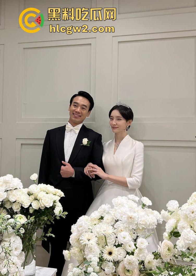 『朴智贤』全裸上演大胆诱惑，『宋承宪』激情相伴！Hidden Face床戏尺度爆表堪比经典三级片！-2