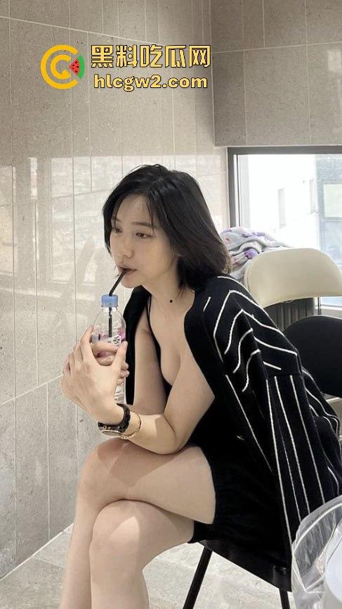 『朴智贤』全裸上演大胆诱惑，『宋承宪』激情相伴！Hidden Face床戏尺度爆表堪比经典三级片！-8