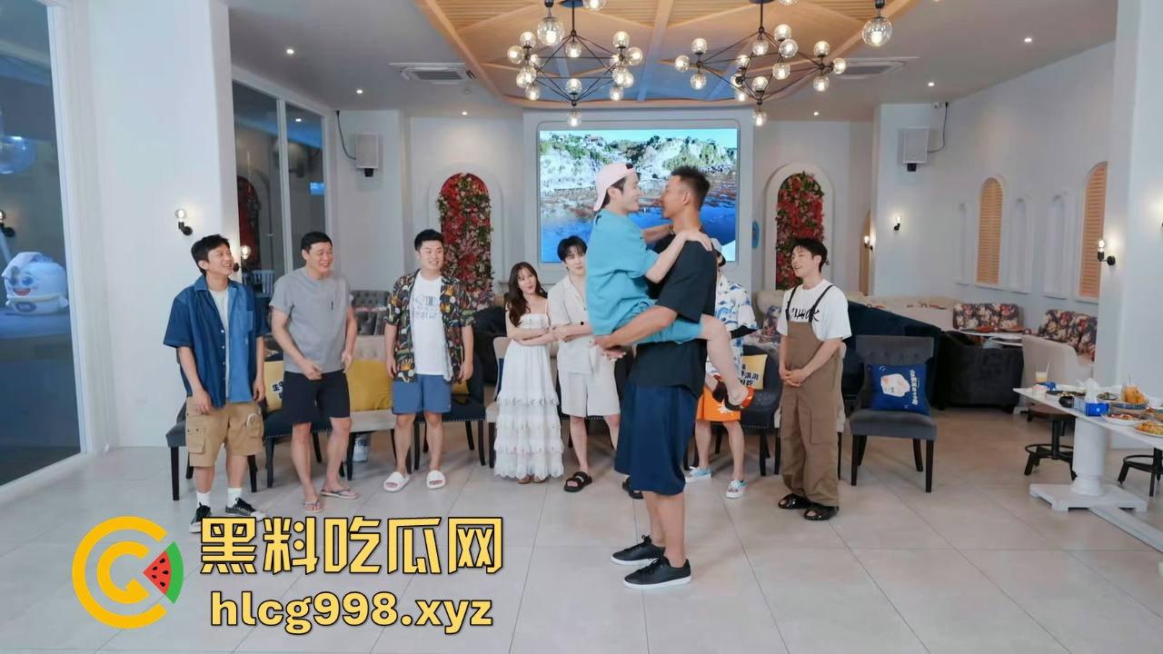 易建联招嫖？TS小姐爆料猛料，裸照+身份证曝光，篮球圈这次真的炸锅了！-20