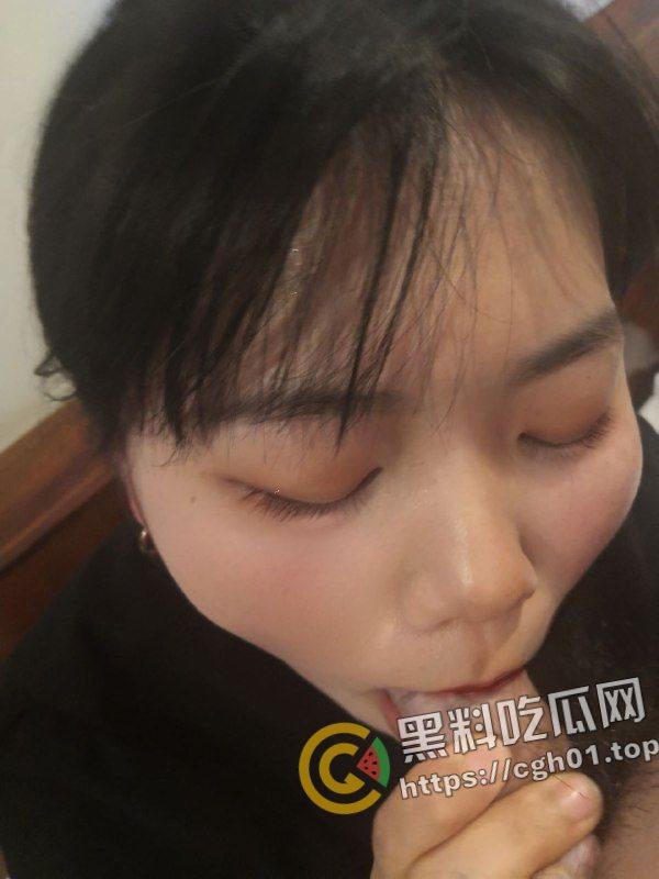 绝版资源!推特反差婊【siasiasia47】超爱吃几把的臭母狗 阿黑颜真的顶 全套资源独家整理-22