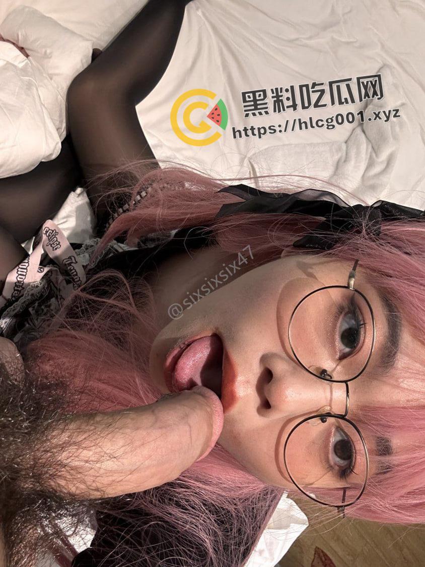 绝版资源!推特反差婊【siasiasia47】超爱吃几把的臭母狗 阿黑颜真的顶 全套资源独家整理-26