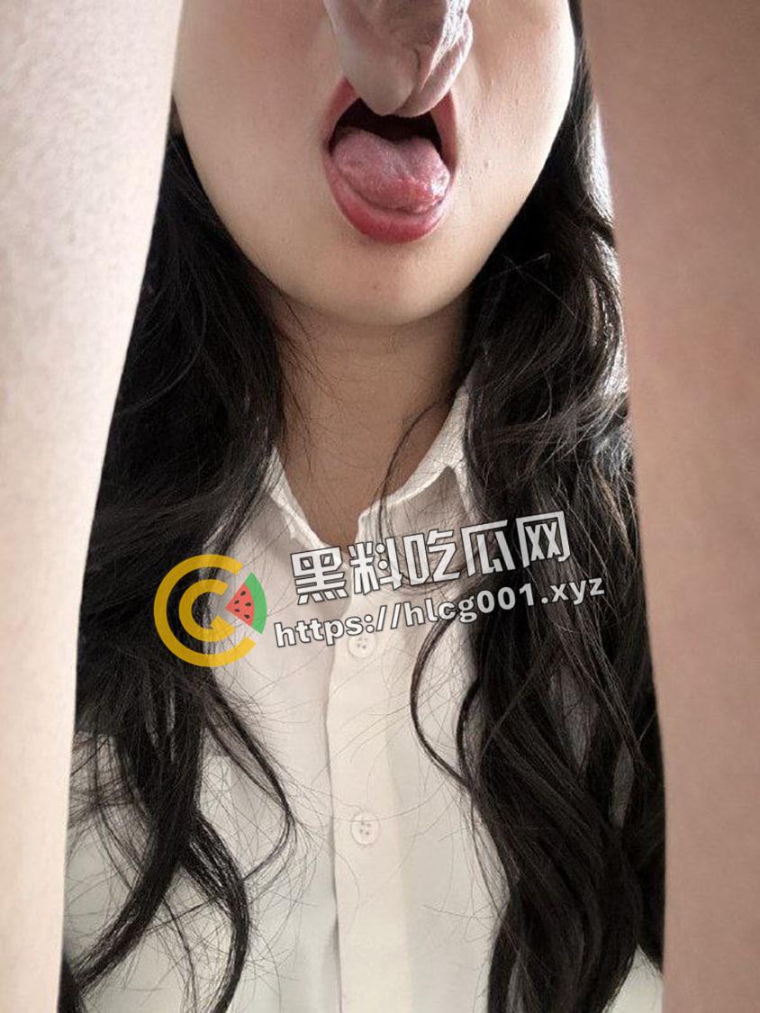 绝版资源!推特反差婊【siasiasia47】超爱吃几把的臭母狗 阿黑颜真的顶 全套资源独家整理-51