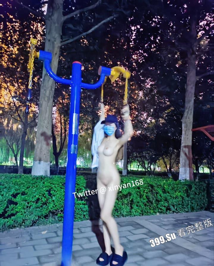 推特 全国可飞的骚逼福利姬 #奶球喵喵 最新户外露出私拍视频精选  场景众多 无视天网系统 肆无忌惮-21