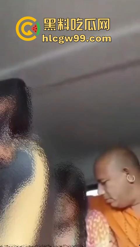 印度女子前往做朝拜时，在出租车内被僧人强奸，印度总能创造神话，不是僧人都戒色了吗？-2