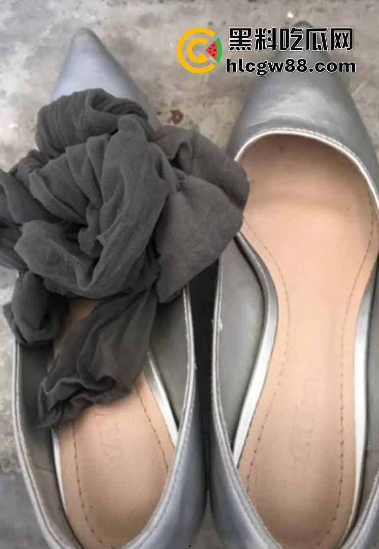 苏州少公子爆操海航空姐【刘媛媛】制服成情趣装,被按在酒店窗台疯狂后入,逼肿了还得给顾客倒饮料!-4