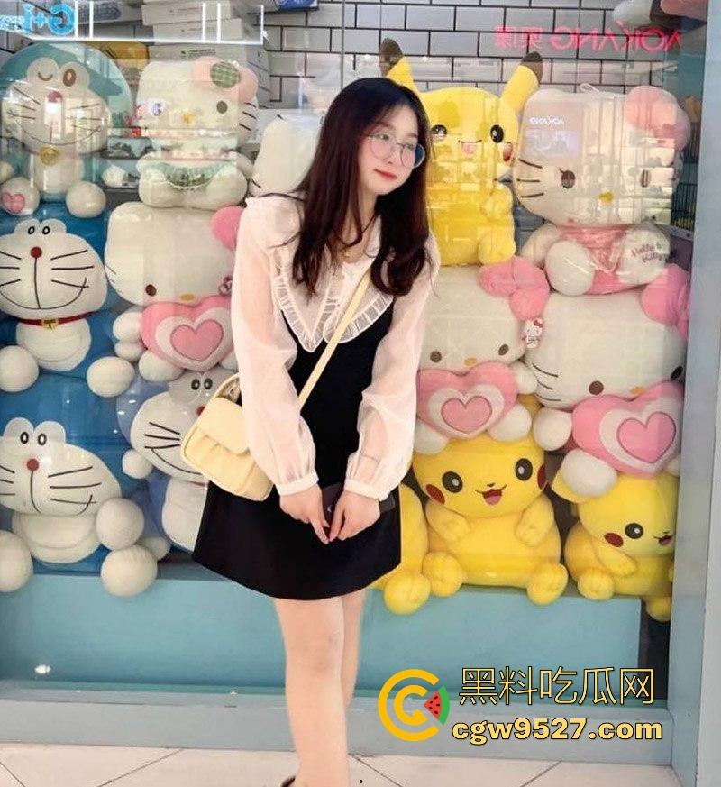 常州极品幼师【李思颖】性爱视频曝光,甜美笑容迷倒众生,夜里却化身淫荡母狗,学校里的知名公交车!-2