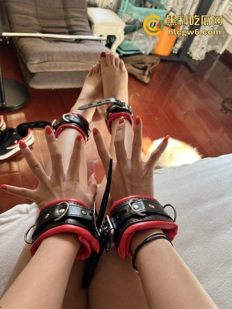 推特高颜值反差婊【奶凶大人】被金主调教视频流出 极品身材被爆操真是视觉享受！-5