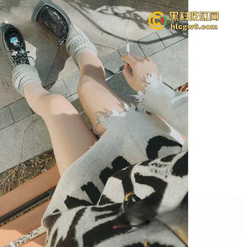 推特高颜值反差婊【奶凶大人】被金主调教视频流出 极品身材被爆操真是视觉享受！-10