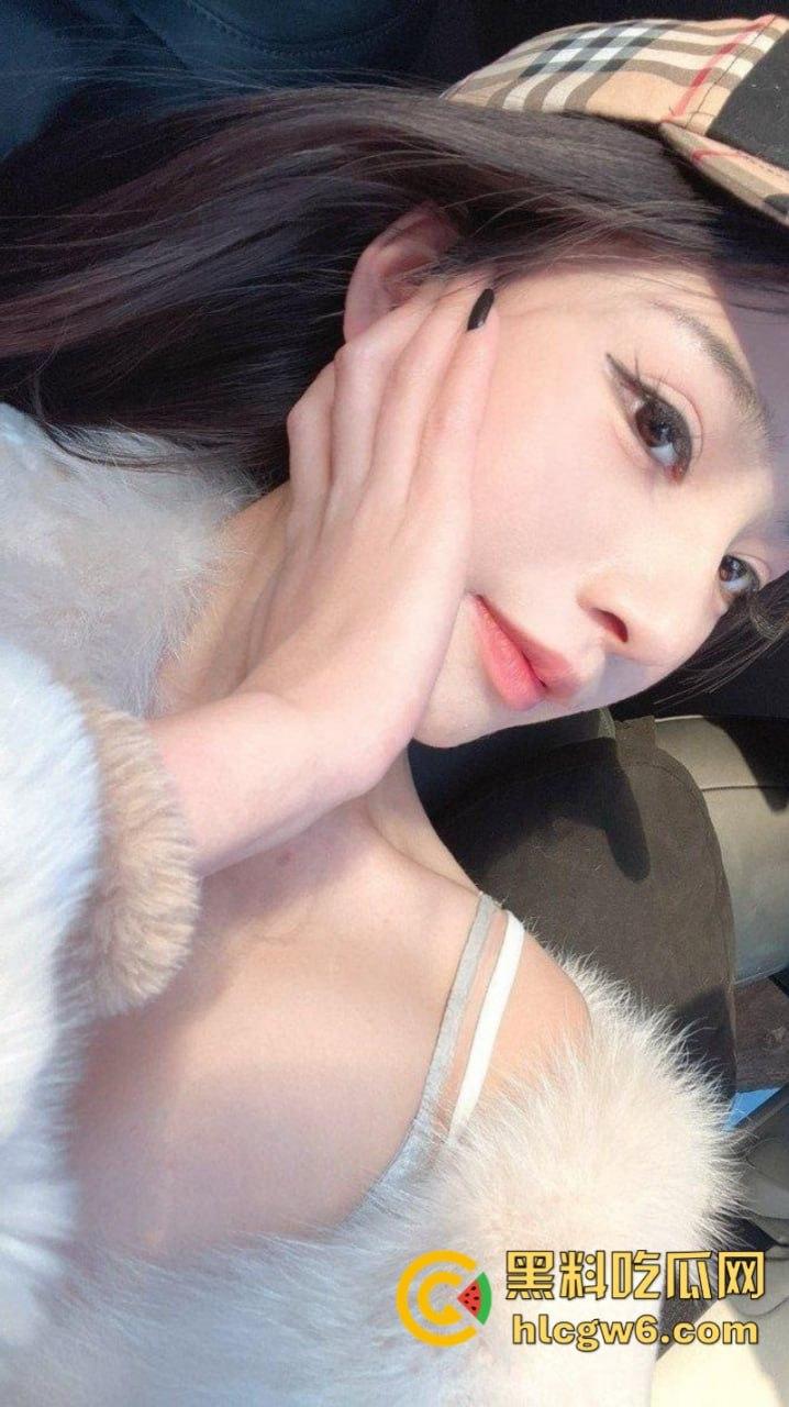 推特高颜值反差婊【奶凶大人】被金主调教视频流出 极品身材被爆操真是视觉享受！-17