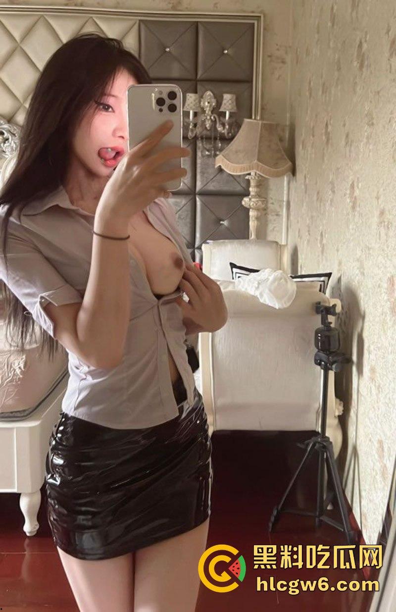 推特高颜值反差婊【奶凶大人】被金主调教视频流出 极品身材被爆操真是视觉享受！-59