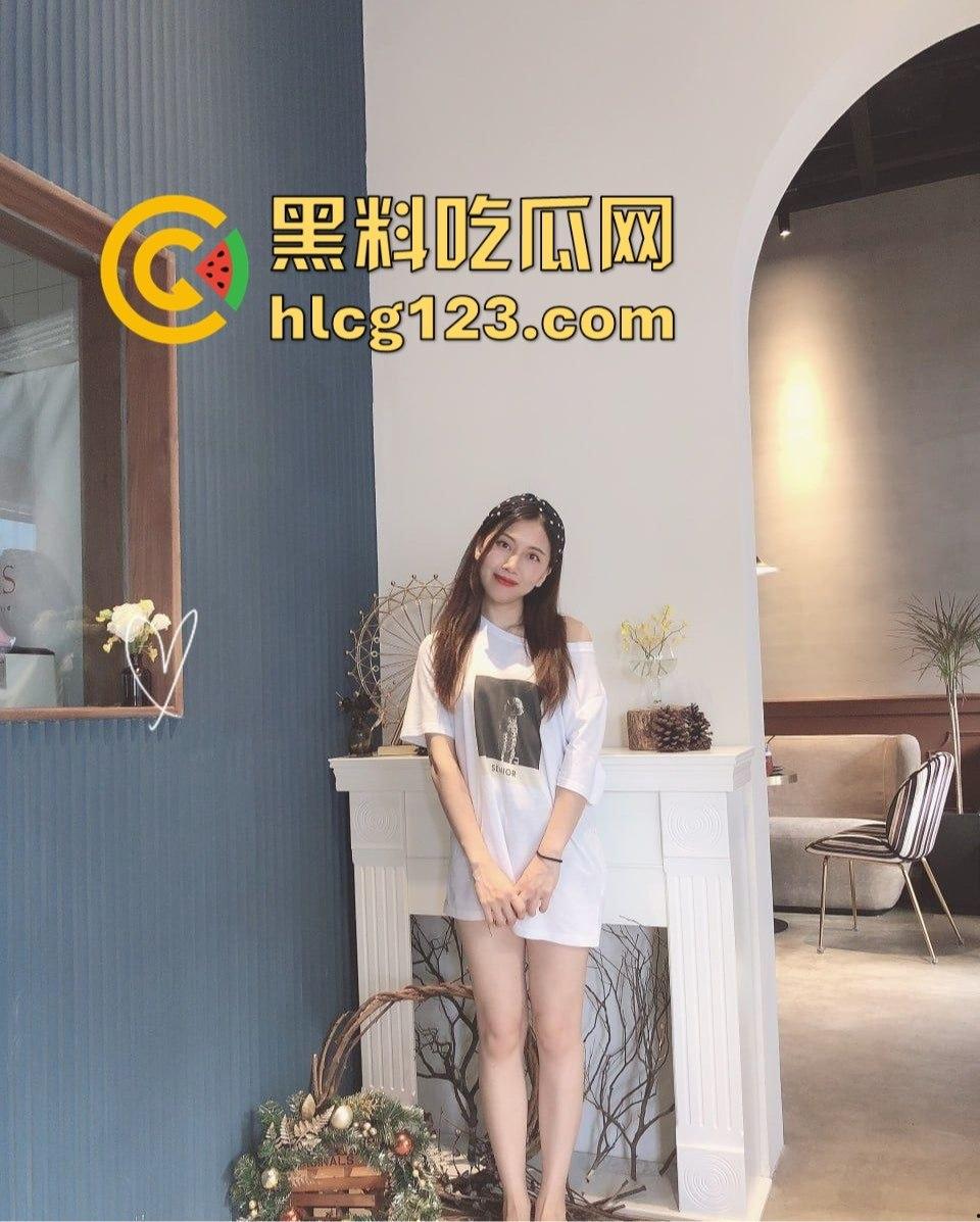 老婆当炮友母狗玩得飞起，自己辛苦赚钱养着个母狗给别人爽！家里床成了野男人肏逼圣地！-3