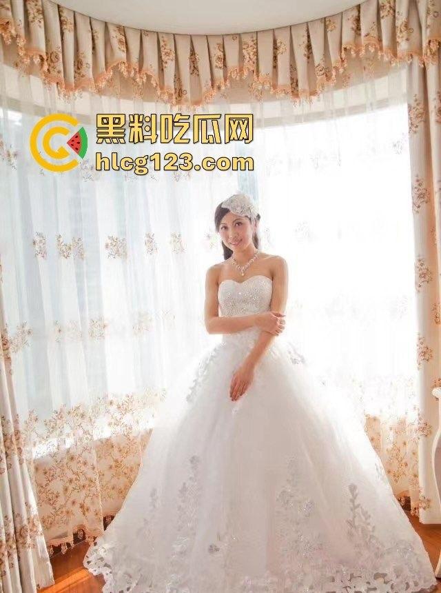 老婆当炮友母狗玩得飞起，自己辛苦赚钱养着个母狗给别人爽！家里床成了野男人肏逼圣地！-8