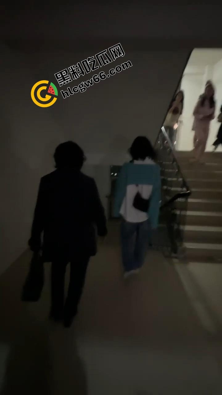 东湖副教授『林旺』顺带当床上导师?妻子实名举报湖南高校教师出轨女学生,学校火速成立调查组!-9