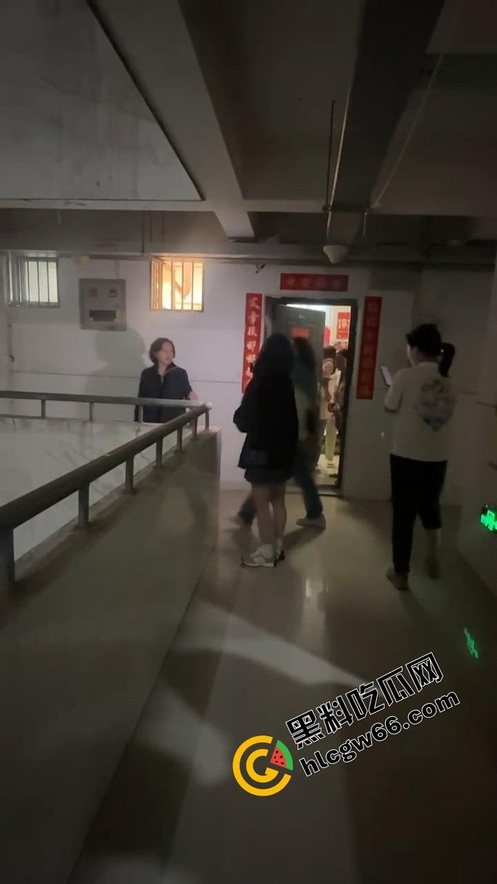 东湖副教授『林旺』顺带当床上导师?妻子实名举报湖南高校教师出轨女学生,学校火速成立调查组!-16