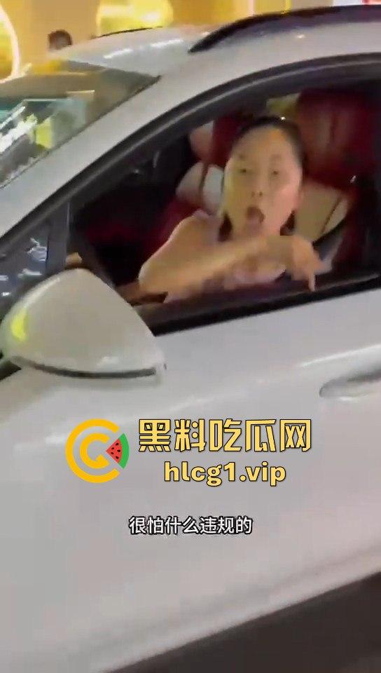 西格玛男人大战卡宴小仙女！一句我让你吃鸡巴你吃不吃’让她当场破防！-6
