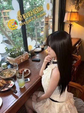 极品女大嫩萝莉【菜菜】双马尾勾魂摆贱态,Lolita娇裙掩不住浪荡嫩缝,细腰翘臀奶子乱蹦,-18