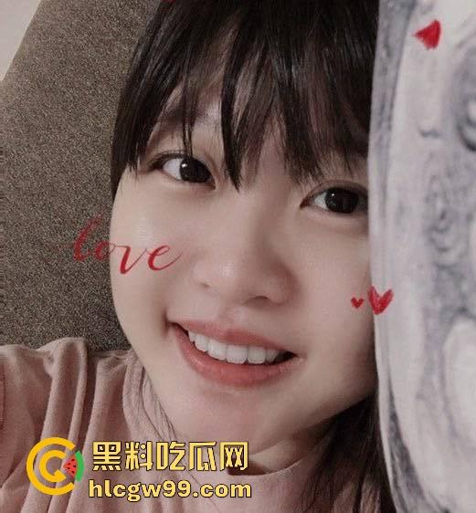 广东江门技校BBW骚母狗【区淑欣】36D巨乳先天骚母狗圣体实锤,各种情趣套装露出,高潮喷到腿软!-5