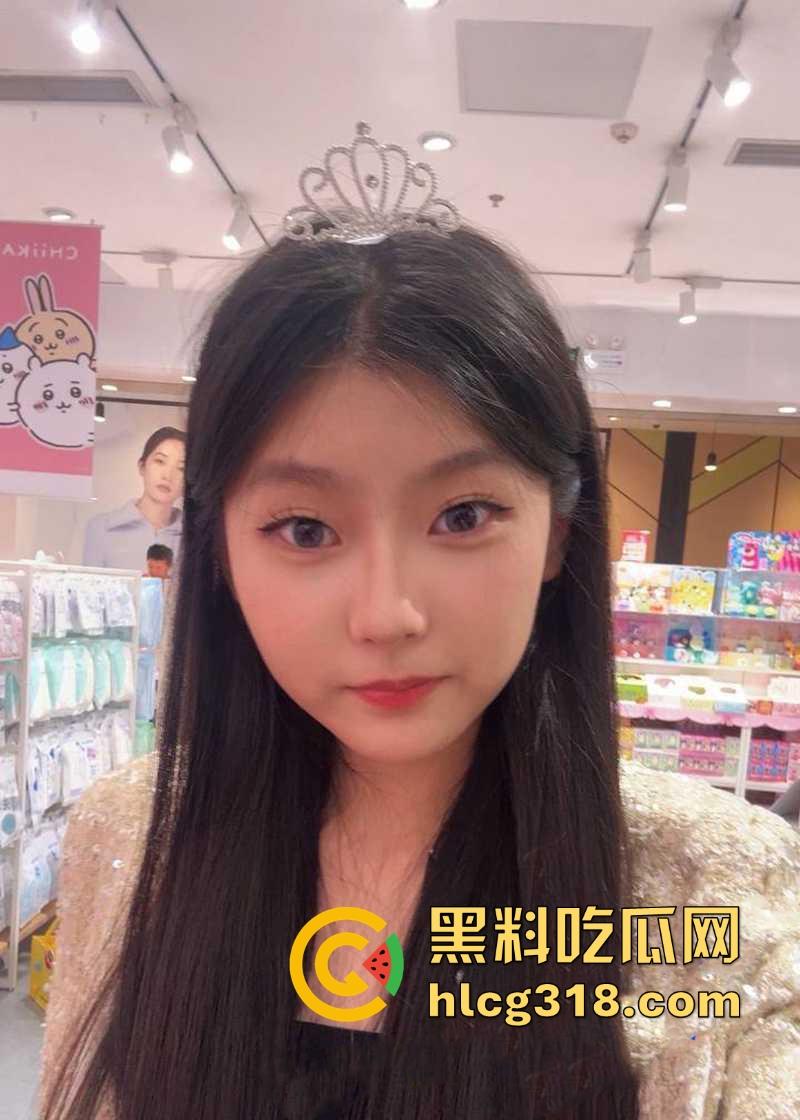 重庆双语学院【吕家亿琳】出轨约炮视频被曝光,反差小母狗跳蛋震动白虎嫩穴,后入爆菊爽翻天!-3