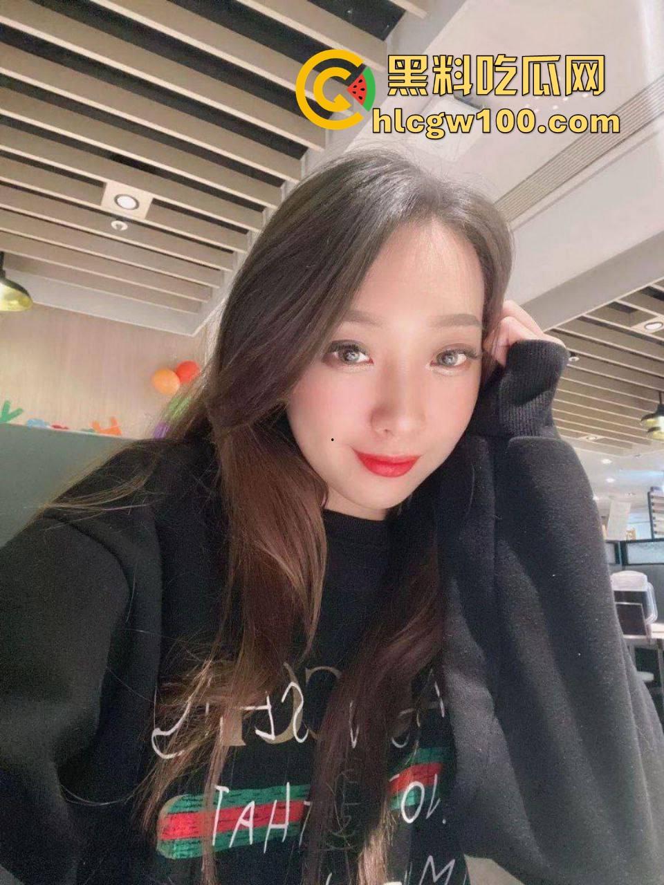 辽宁『黄安安』隆胸假体 医美憋出的胸缩水成A杯，胸没抓爆却自爆这假雷炸得比真雷还响，缩水成两坨干瘪豆腐渣！-2