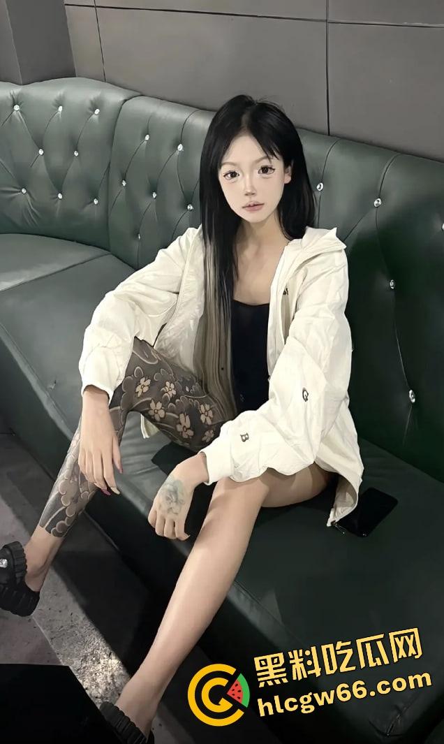 精神小伙的性福生活,大被同眠3P小妹伺候,干不完的帝字纹身妹,操到肾虚连吃六味地黄丸!-2