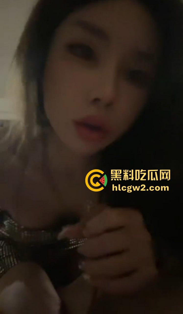 极品颜值女神『万欣雨』被爆操实录流出 私下竟是金主专属母狗,各种爆操配合销魂,穷人高攀不起的精盆!-8