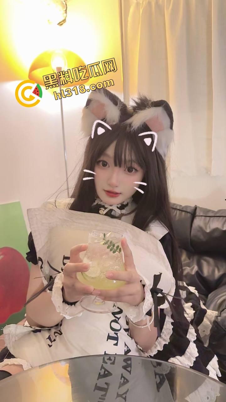 双飞的正确姿势不是堆叠体位,而是爆裂鼓手美臀低音炮,高潮和节拍同步炸裂,享受音乐的纯粹?-8