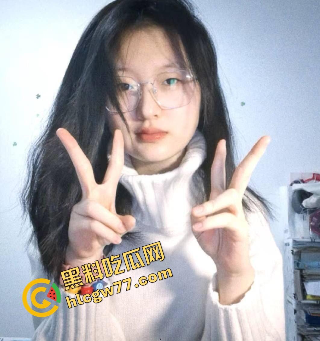 崩坏眼镜娘!东北理工骚木耳学妹『林晴雪』网恋调教骚到主动掰黑木耳自慰,根本不是口嗨是真发情!-4