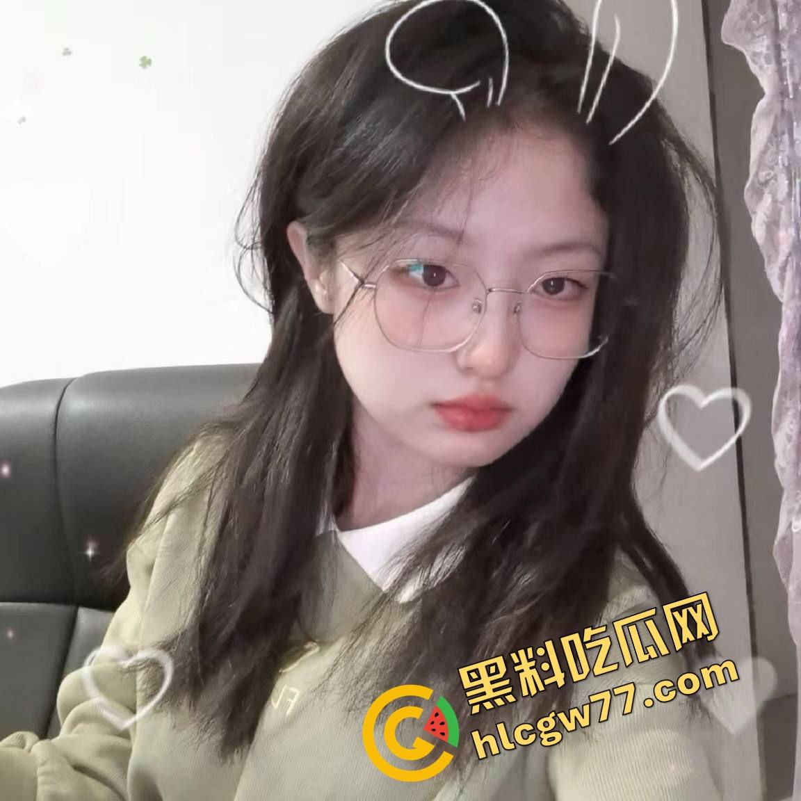 崩坏眼镜娘!东北理工骚木耳学妹『林晴雪』网恋调教骚到主动掰黑木耳自慰,根本不是口嗨是真发情!-6