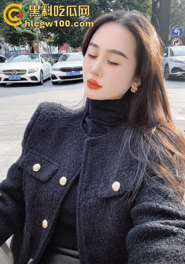 湖北荆门奶茶店茶颜悦色老板娘『吴浩然』出轨男店员,监控拍下偷吃舔逼全程,奶茶没火但骚操作把店送上热搜!-23