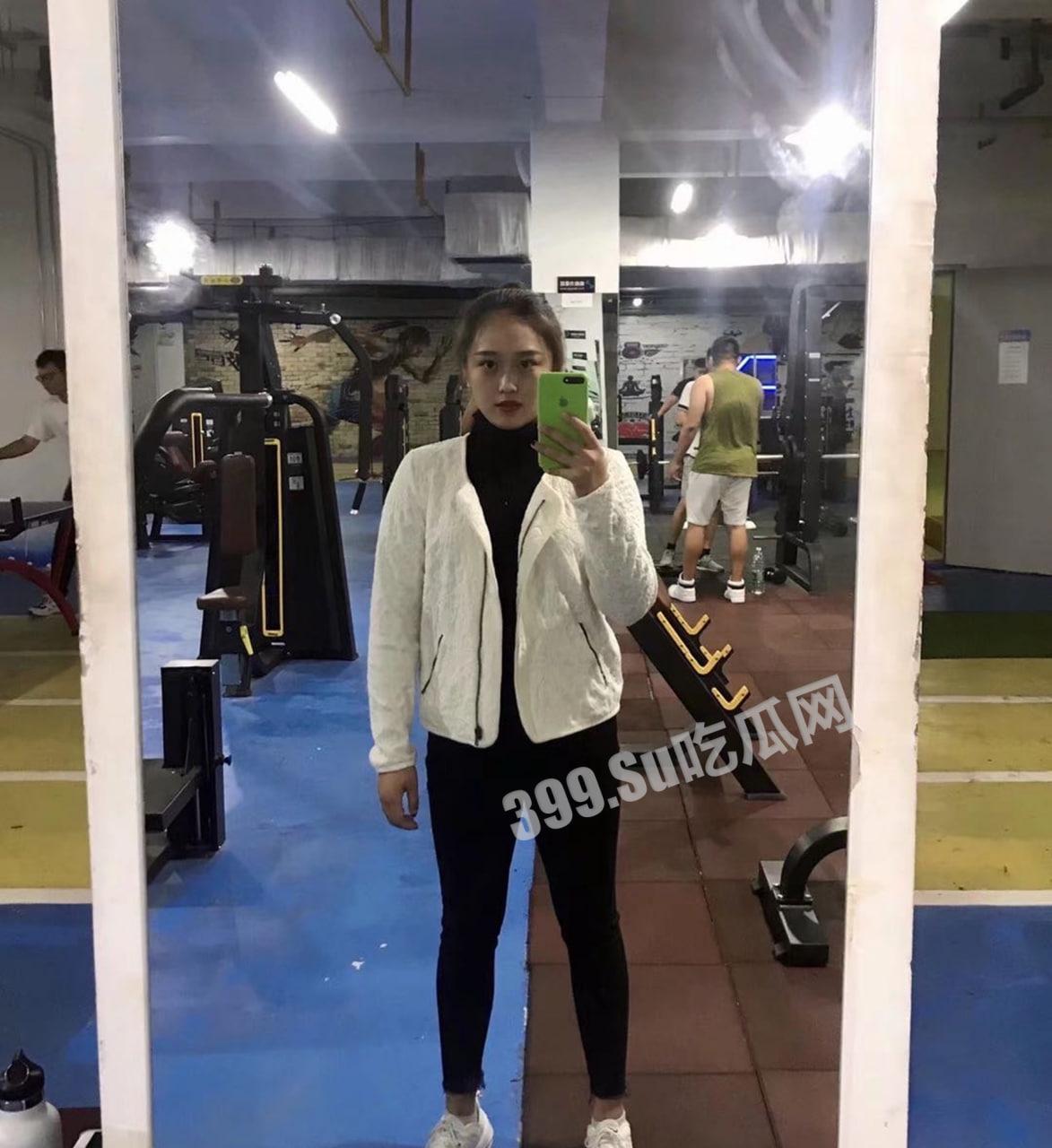 上海职场女白领「周琳琳」不雅视频流出 反差骚母狗多体位吃鸡啪啪-6