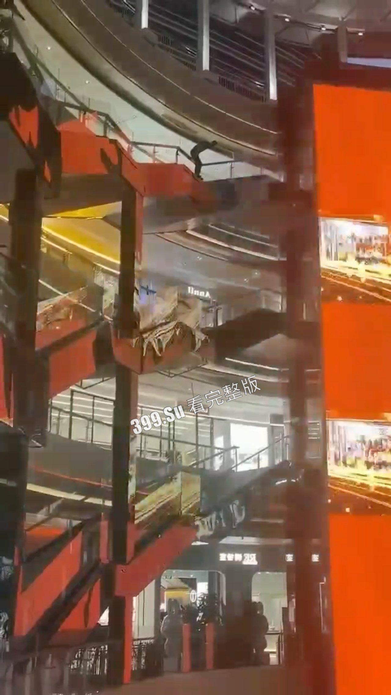 坠楼篇 不知道在身体悬空那个瞬间 他们是否有后悔(二)-6