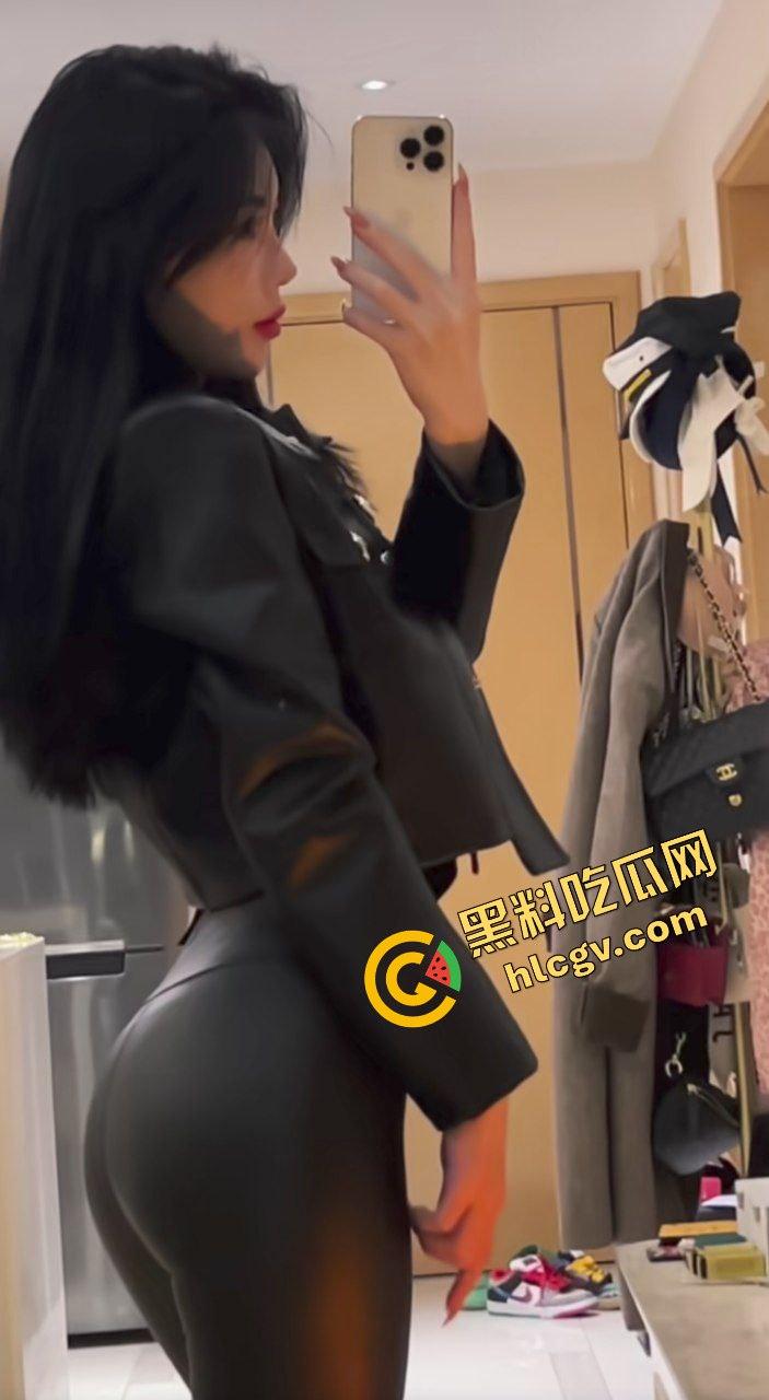 山西太原会计师骚逼【李敏】人前高冷女神 私下无比骚贱 与炮友性爱视频流出 独家泄密!-7