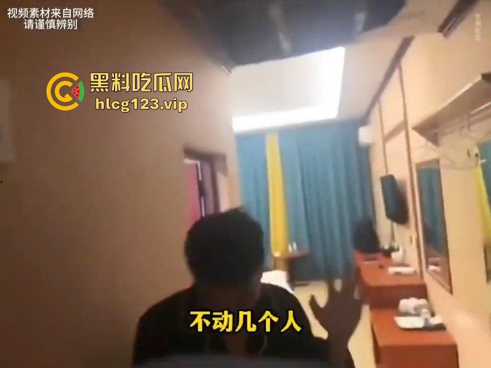 佤邦抓电信诈骗现场直播!一人六机连骗五线,正诈骗得起劲,警察直接端了!-9