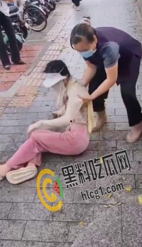 广州女孩整牙手术做残废了上门讨说法 被店员拿水枪冲并拖拽 现在无良商家都这么嚣张吗?-4