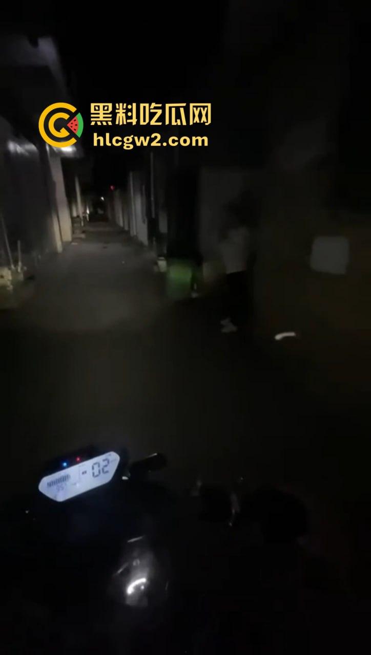 物美价廉的巷子快餐!200块买不来吃亏买不来上当!宝藏快餐女姿势十八般,手活嘴活全顶级的快餐圣地!-2