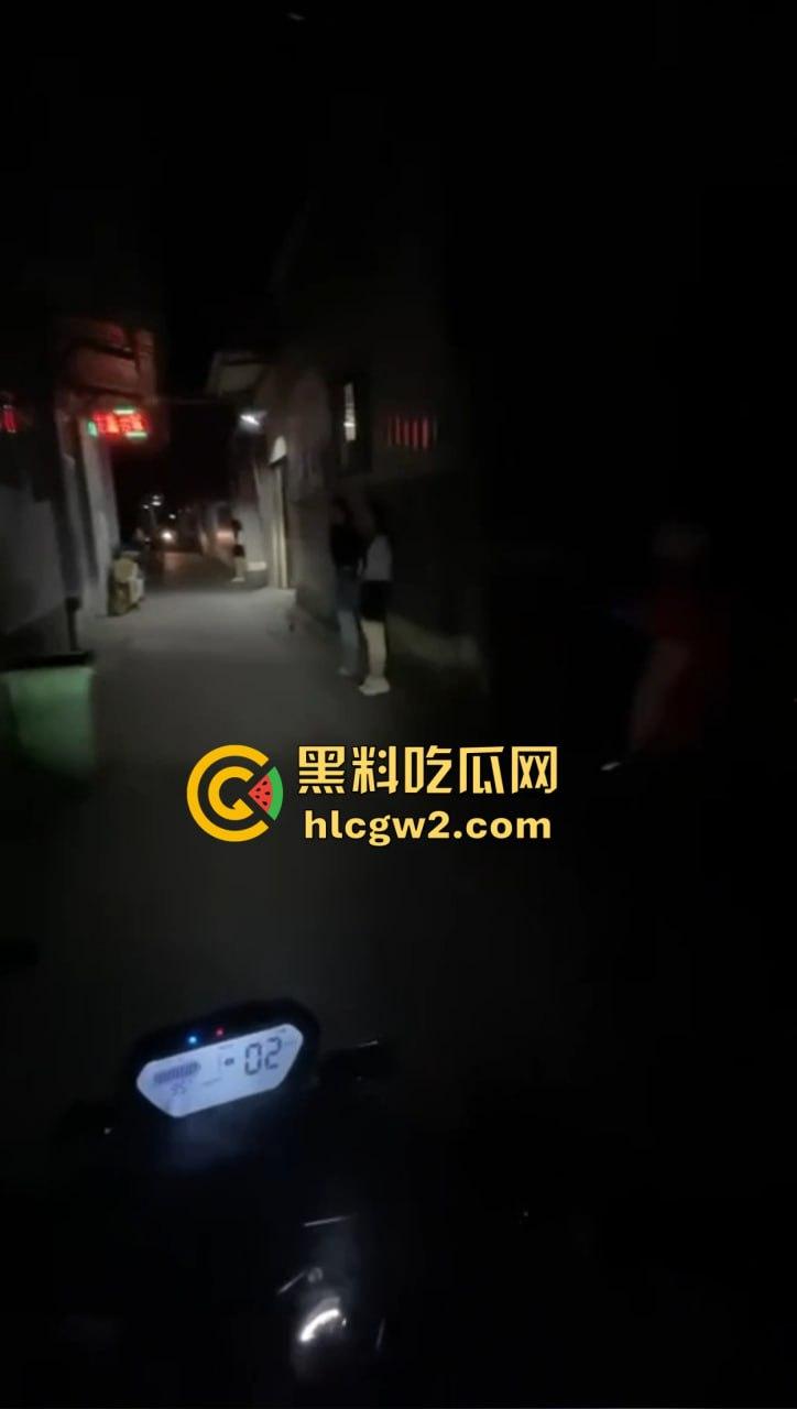 物美价廉的巷子快餐!200块买不来吃亏买不来上当!宝藏快餐女姿势十八般,手活嘴活全顶级的快餐圣地!-5