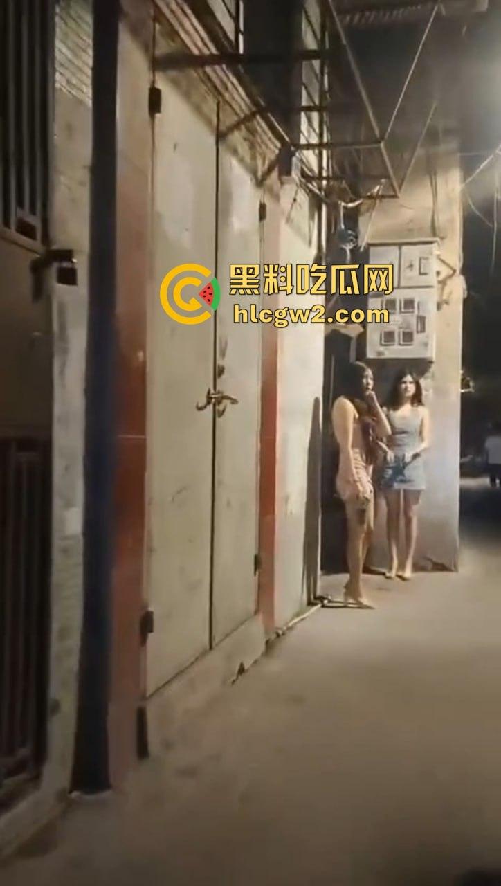 物美价廉的巷子快餐!200块买不来吃亏买不来上当!宝藏快餐女姿势十八般,手活嘴活全顶级的快餐圣地!-9