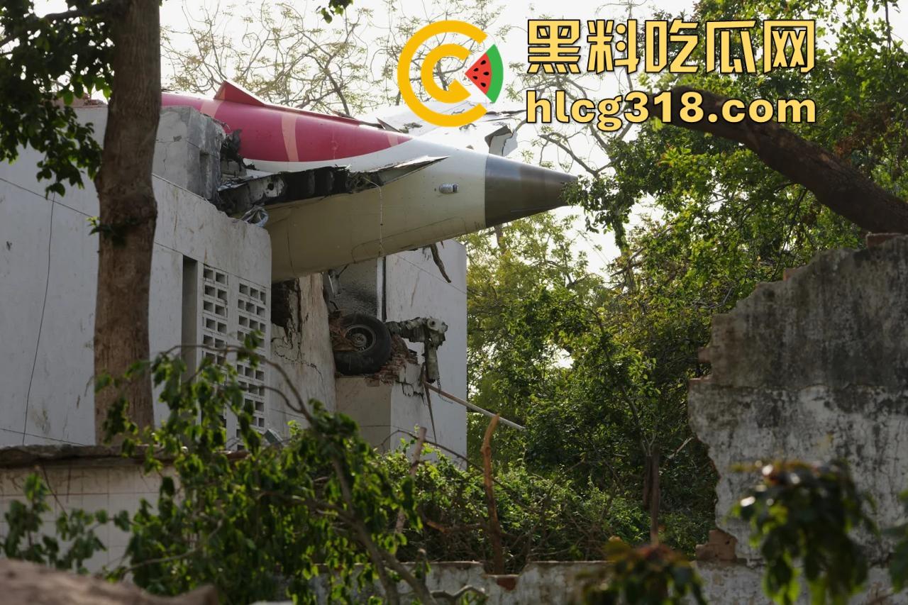 惨烈空难！印度航空AI171次客机突然空难 空难客机又是波音 初步统计已有至少200人死亡！-6