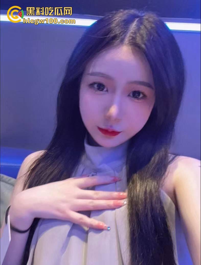 小伙久旱逢甘霖，半年库存喷成双线一朝爆发，跟他喵高压水枪一样，射精分叉喷到女友睁不开眼，这量太猛了别射了！-5