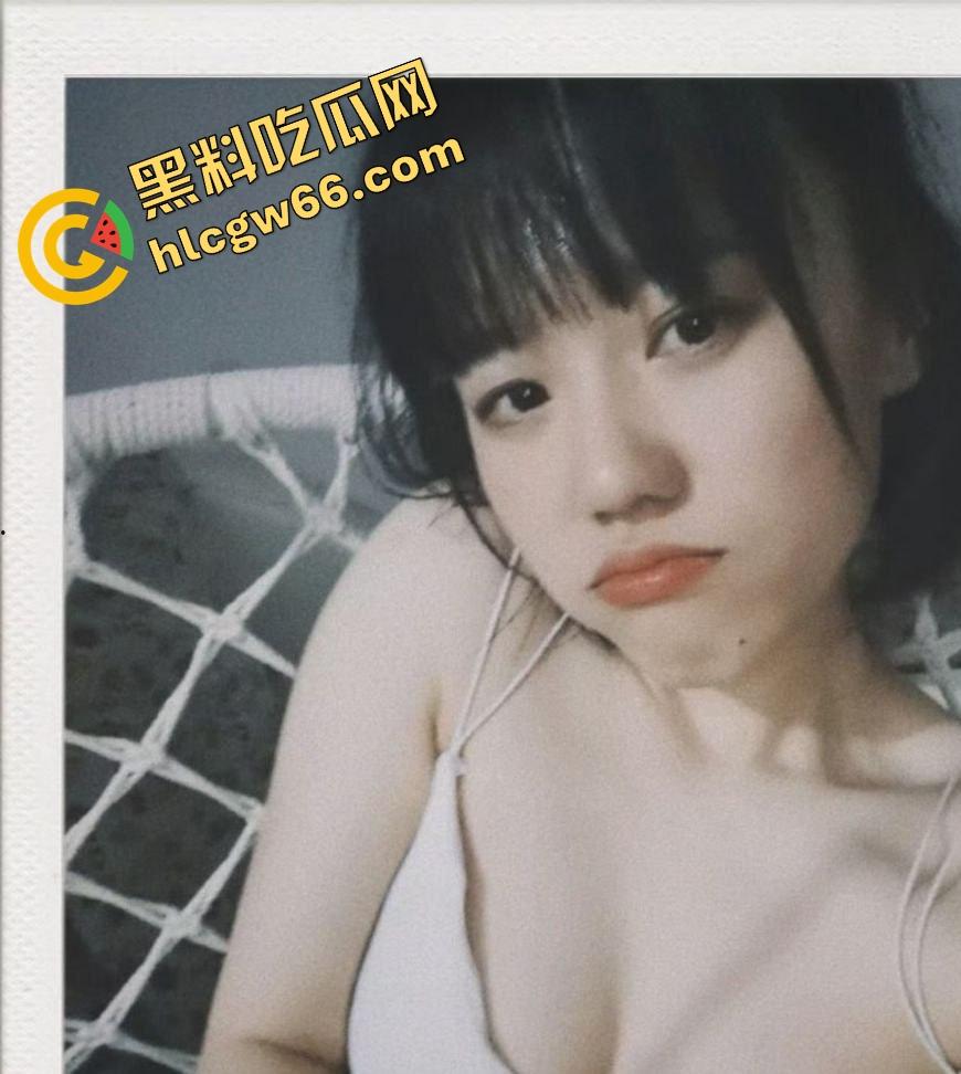 山东聊城反差教师【周红蕊】白天讲课人模狗样,晚上勾搭家长当胯下母狗,染了病还继续约炮,逼洞都发烫还不关门!-3