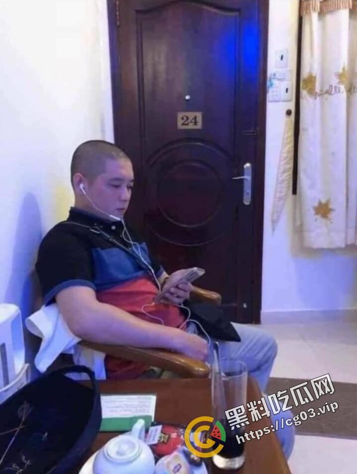 成都石象寺住持【释照然】与女主播发生性关系被敲诈三百万 性爱视频曝光! 大师,红尘那些事你把握不住!-6