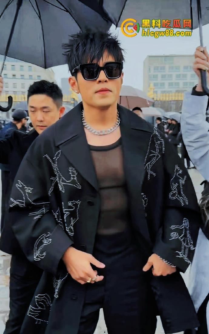 娱乐圈大瓜!『周杰伦』澳门狂赌20亿?爆料震惊娱乐圈,赌王还是赌鬼?深扒娱乐圈背后的豪赌秘密!-29