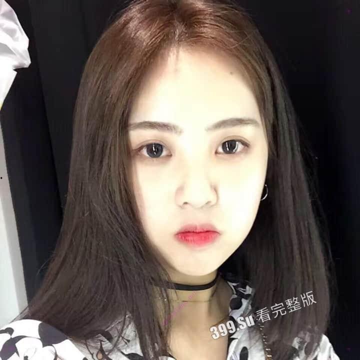 长相甜美的大一新生 抢手学妹被校内老油条设酒局灌醉 带回房间拍摄迷奸视频 露脸无套内射-1