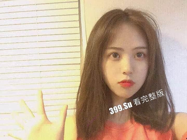 长相甜美的大一新生 抢手学妹被校内老油条设酒局灌醉 带回房间拍摄迷奸视频 露脸无套内射-2