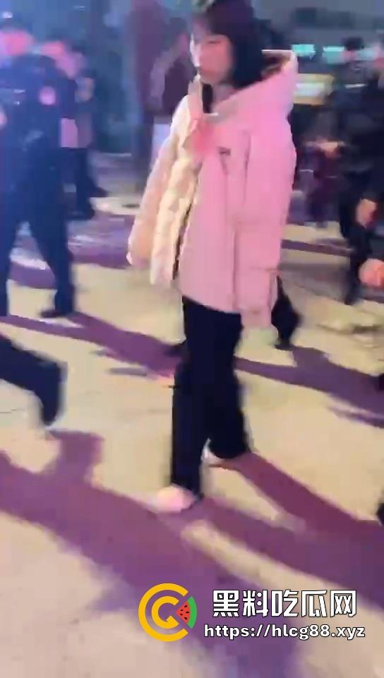 吉利惊现女学生杀人事件！男的猥亵未遂遭女学生反杀，直接抛尸河中，这女学生是真的猛呀。-11