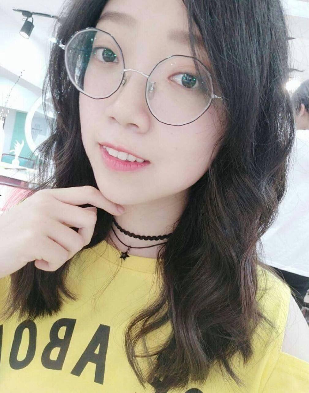 武汉常青树实验学校 高三反差婊母狗妹子被渣男调教流出 学霸妹子在床上竟然这么下贱-2