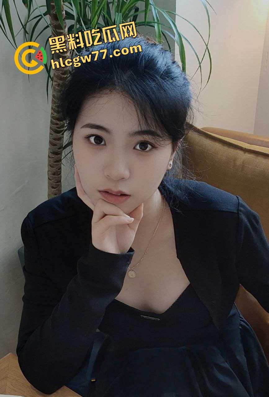 南宁甜美女老师【柳林依】白天教书育人，晚上换粉嫩穿搭被炮友操到嗷嗷叫，反差骚货天花板！-6