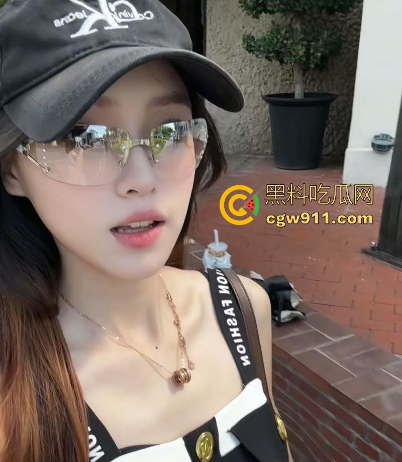 长春工业大学【刘浩晴】被男友曝光性爱视频，高冷女神床上装羞涩，却遭男友卖力猛插！-2